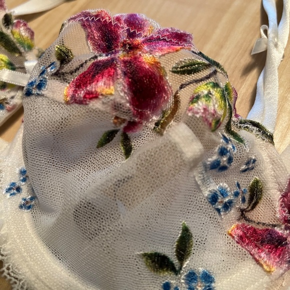 LISE CHARMEL Baisers d'Ete Half Cup Bra 32B - Picture 3 of 6